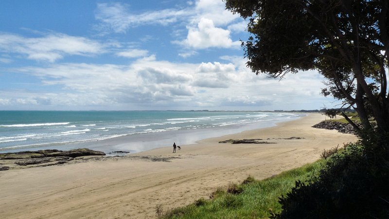 A (184) 90 mile beach from Ahipara.JPG